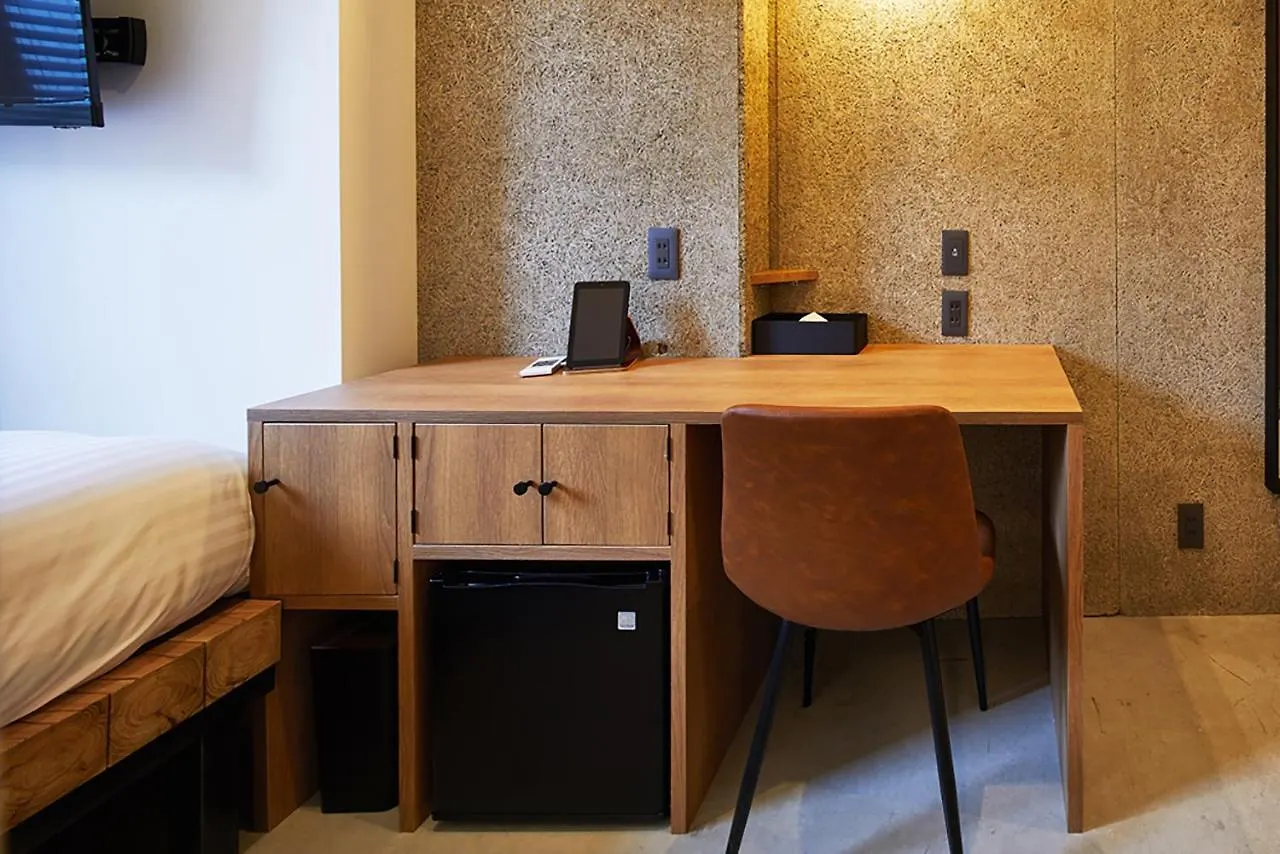 Mizuka Imaizumi 4 - Unmanned Hotel - Fukuoka