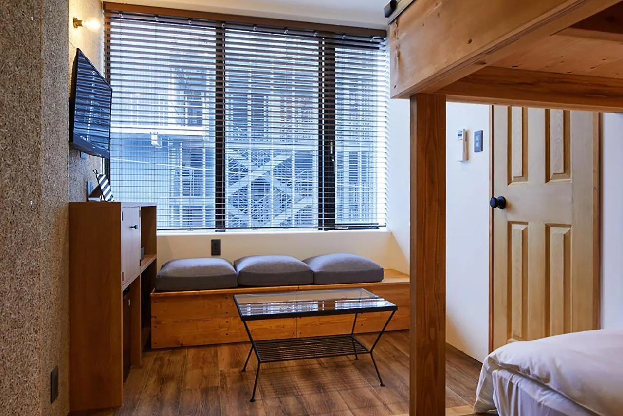 Mizuka Imaizumi 4 - Unmanned Hotel - 福岡市